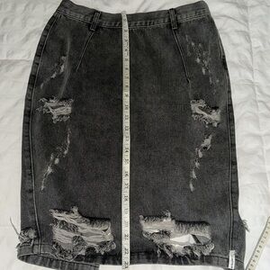 One by one teaspoon jean skirt